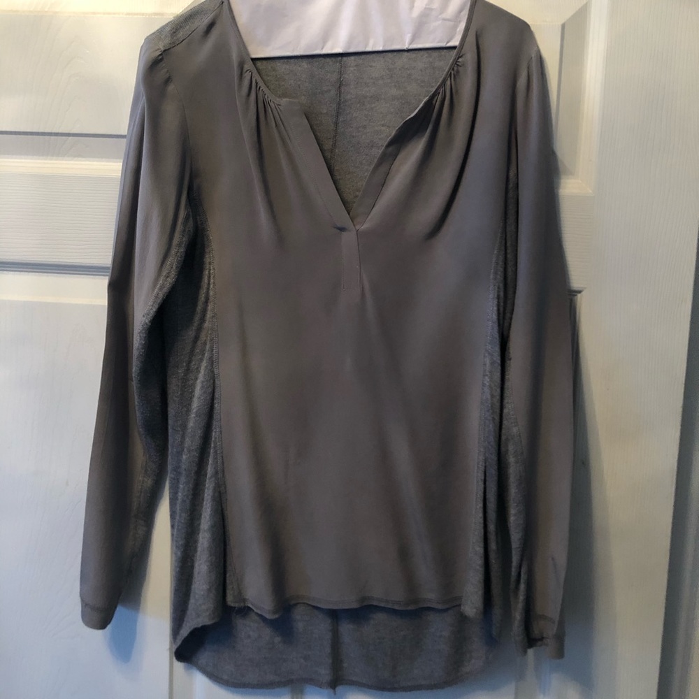 Nanette Lepore Gray long sleeved top f